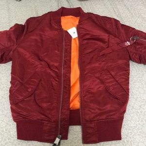 ALPHA INDUSTRIES BOMBER JACKET IN RED/reversible